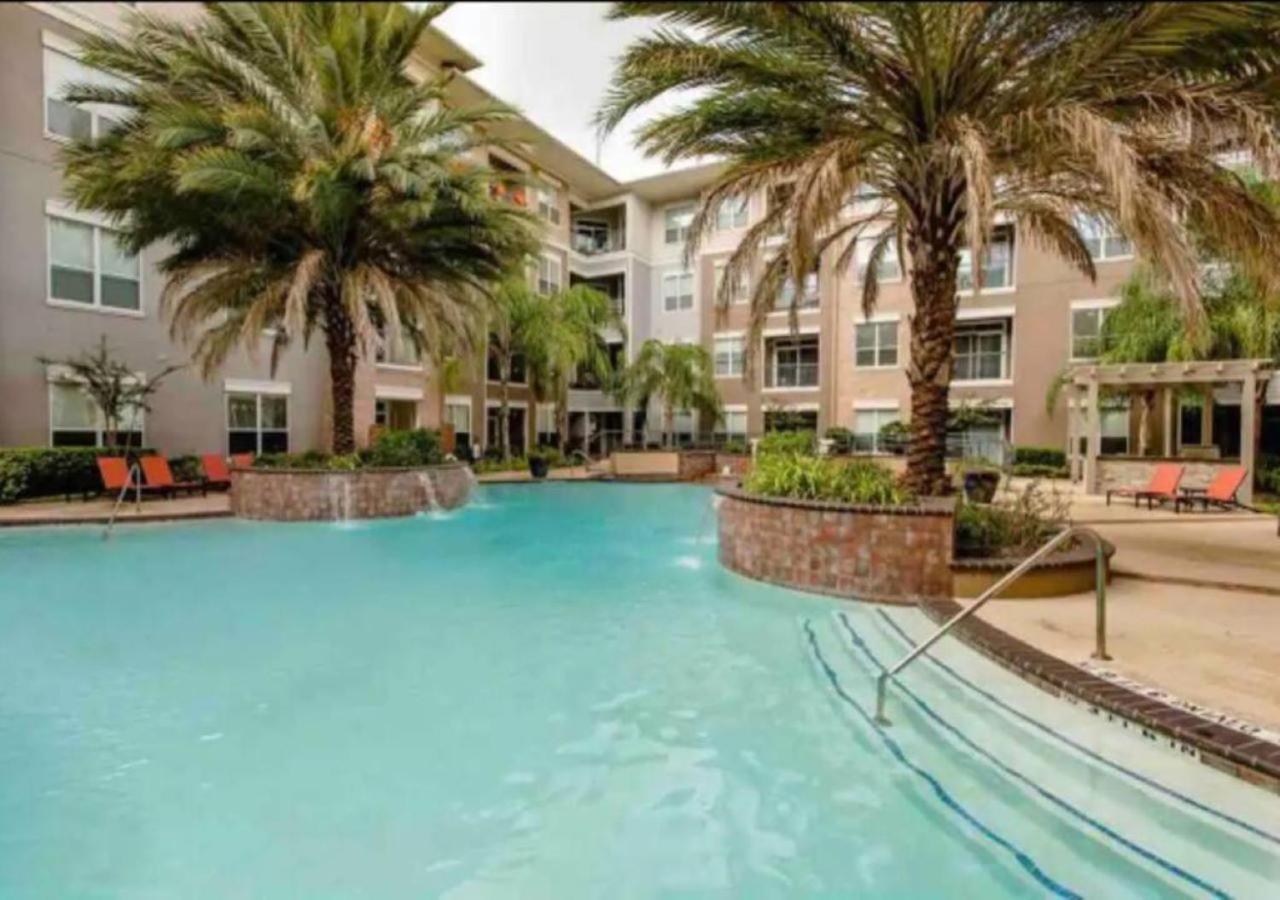 Inviting 2Br - Gym, Pool, Biz Center & Free Parking! Walk 2 Nrg Stadium! Near Med Ctr, Galleria, & Rice Village ฮูสตัน ภายนอก รูปภาพ